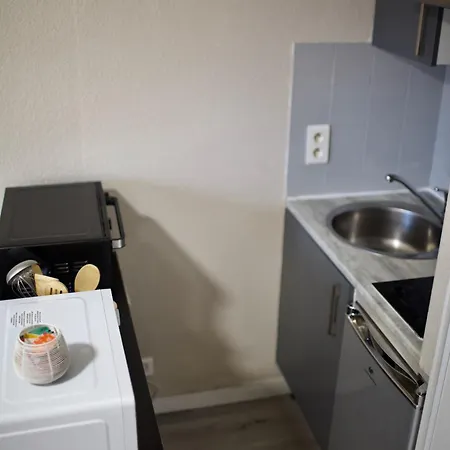 Douillet Proche Gare